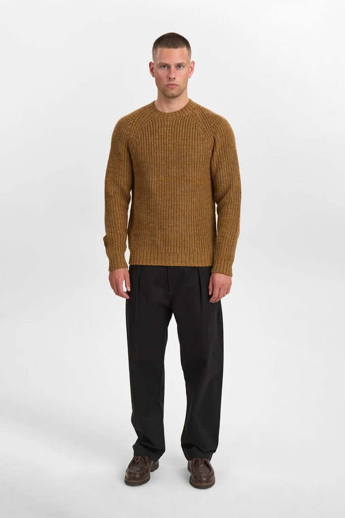 Arnekjendt Knitwear - Aksune Structure Knit - Golden Brown