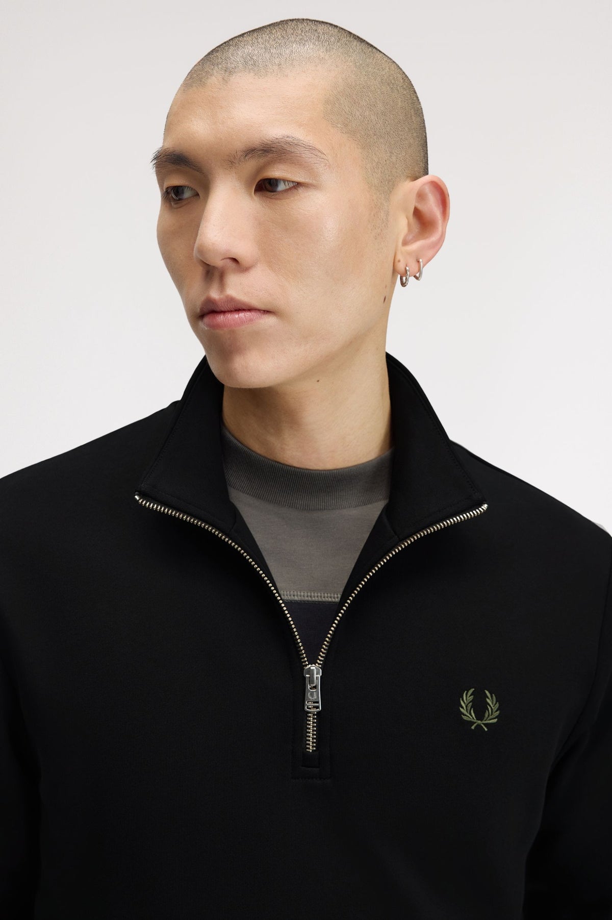 Fred Perry Half Zip Sweatshirt - Black / Ecru / Laurel Wreath Green