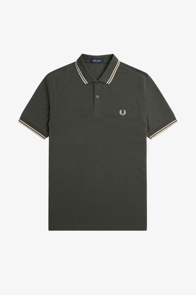 Fred Perry M3600 Twin tipped Polo - Field Green / Oatmeal