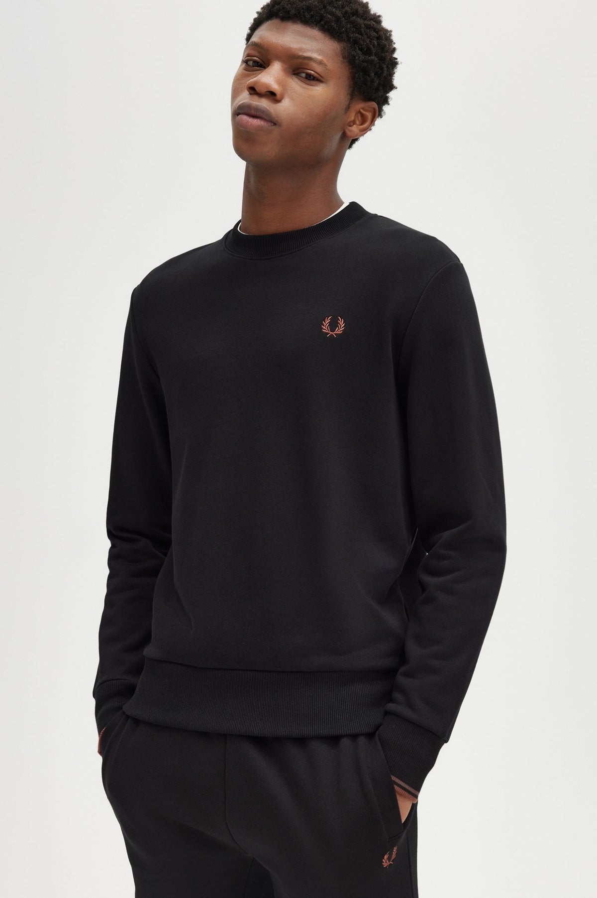 Fred Perry Sweater - Crew Neck Sweatshirt - Black / Whiskey Brown