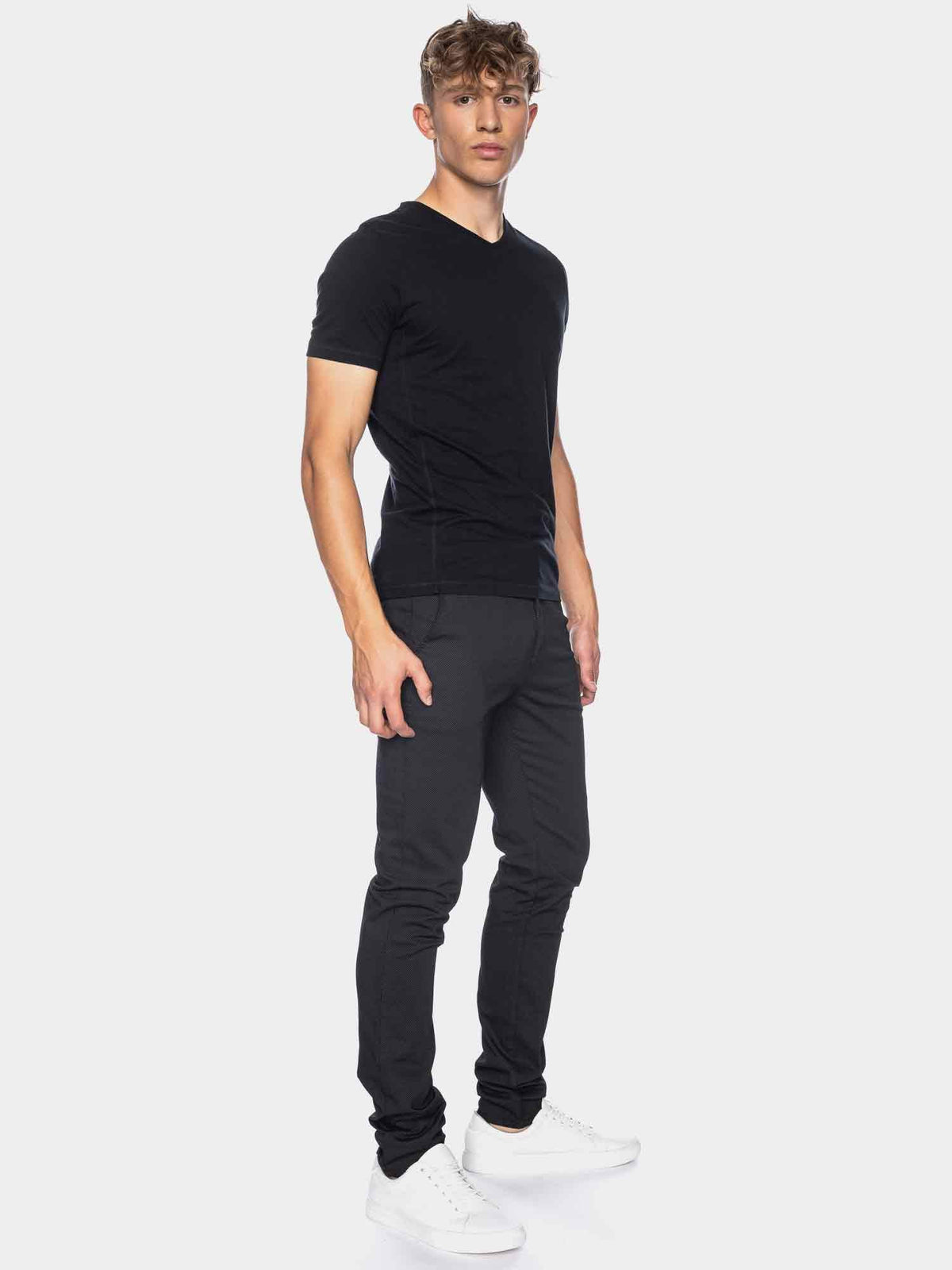 Ato T-shirt - Valerio V-neck GOTS OC Black