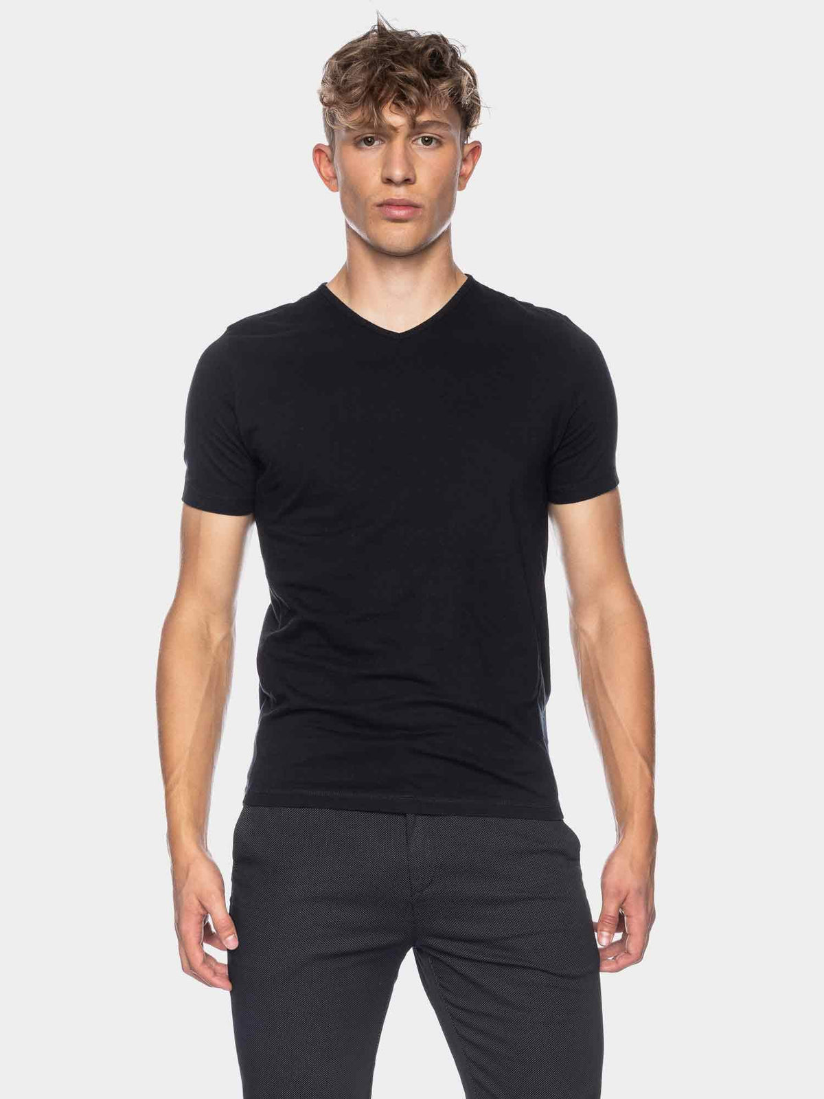 Ato T-shirt - Valerio V-neck GOTS OC Black